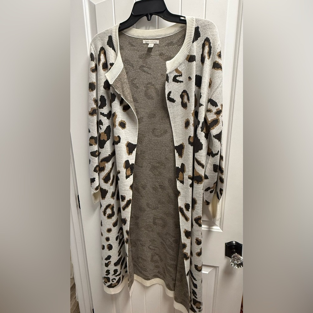 Cato Leopard Print Open-Knit Cardigan Sweater Long Sleeve Size Medium EUC